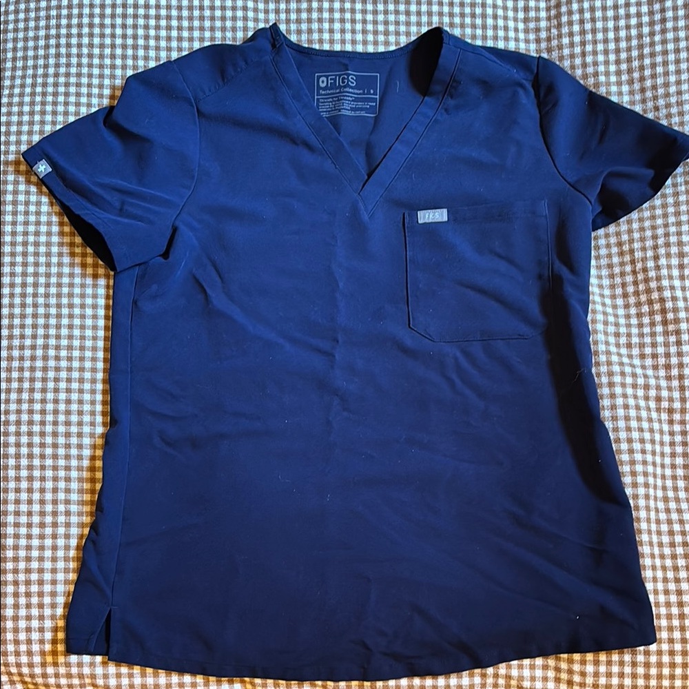 Figs Catarina one pocket scrub top navy blue